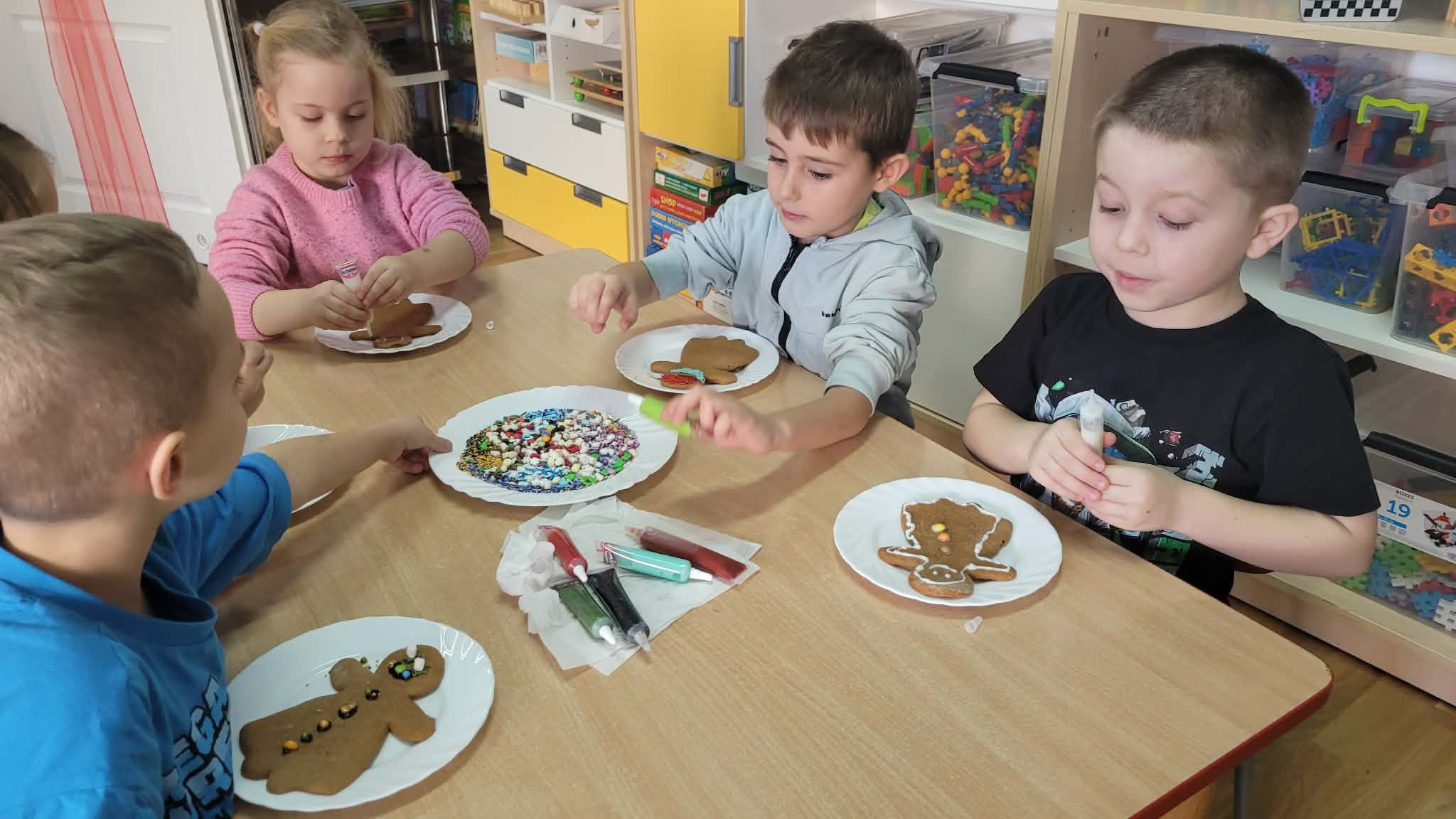 Dekorowanie piernik&oacute;w