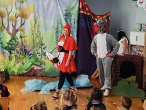 Przedstawienie teatralne pt. "W Krainie Baśni”