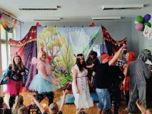 Przedstawienie teatralne pt. "W Krainie Baśni”