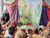 Przedstawienie teatralne pt. "W Krainie Baśni”