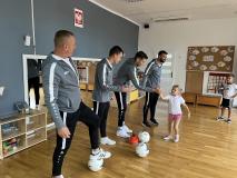 piłkarze w przedszkolu