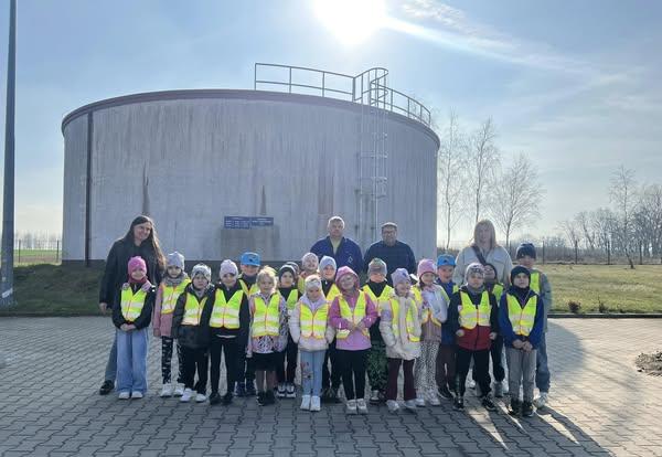 Przedszkolaki odwiedzili Stację Uzdatniania Wody w Suchej Górnej i Oczyszczalnię Ścieków w Polkowicach