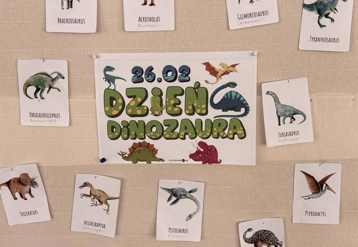 Dzień Dinozaura-Smerfy