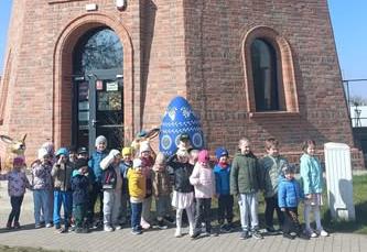 Przedszkolaki w Polkowickim Wiatraku