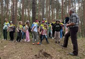 ​  Wycieczka grupy Smerfy do Świerkowego Zacisza 🌲 