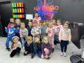 Wizyta przedszkolaków z Przedszkola Miejskiego nr 5 w Polkowicach, w salonie Na Ostro Barbershop Polkowice